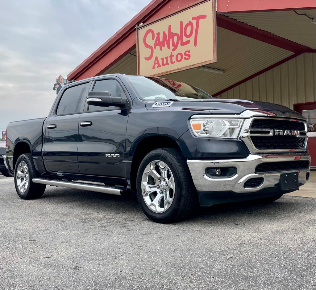 2020 RAM 1500 Image 3