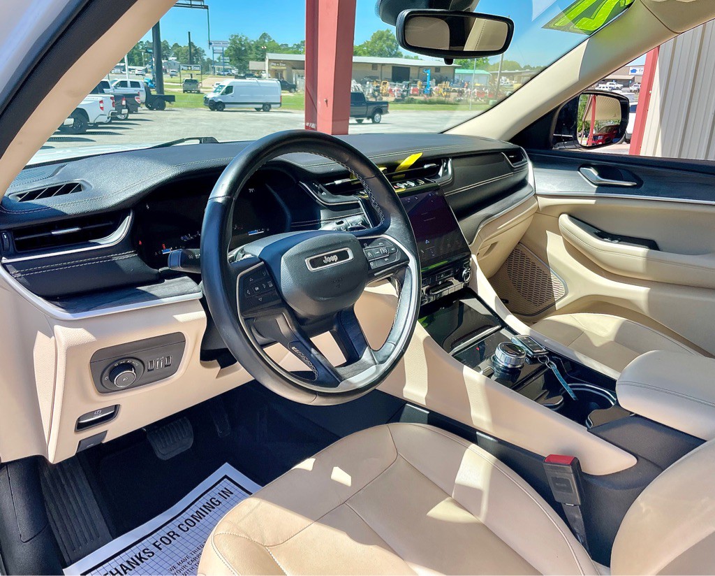 2021 Jeep Grand Cherokee Image 23