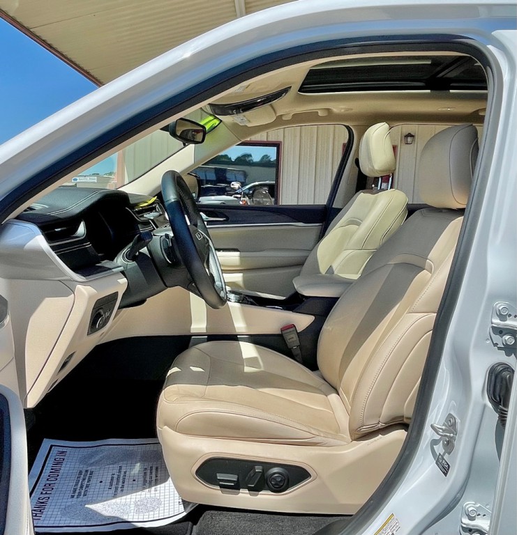 2021 Jeep Grand Cherokee Image 24