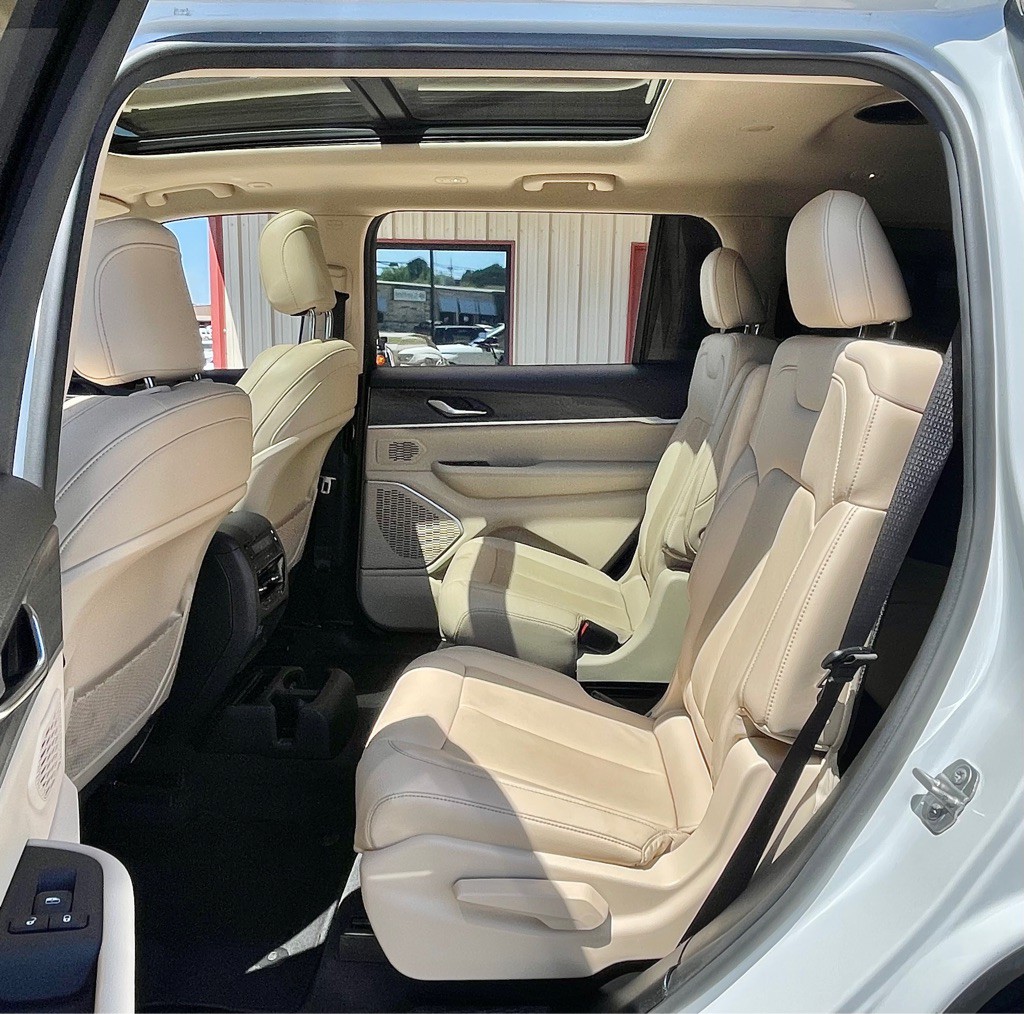 2021 Jeep Grand Cherokee Image 25