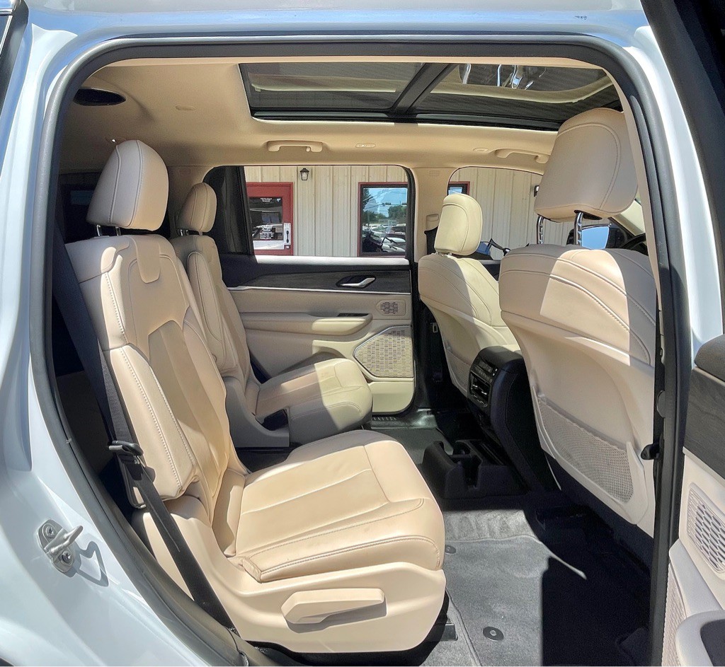 2021 Jeep Grand Cherokee Image 37