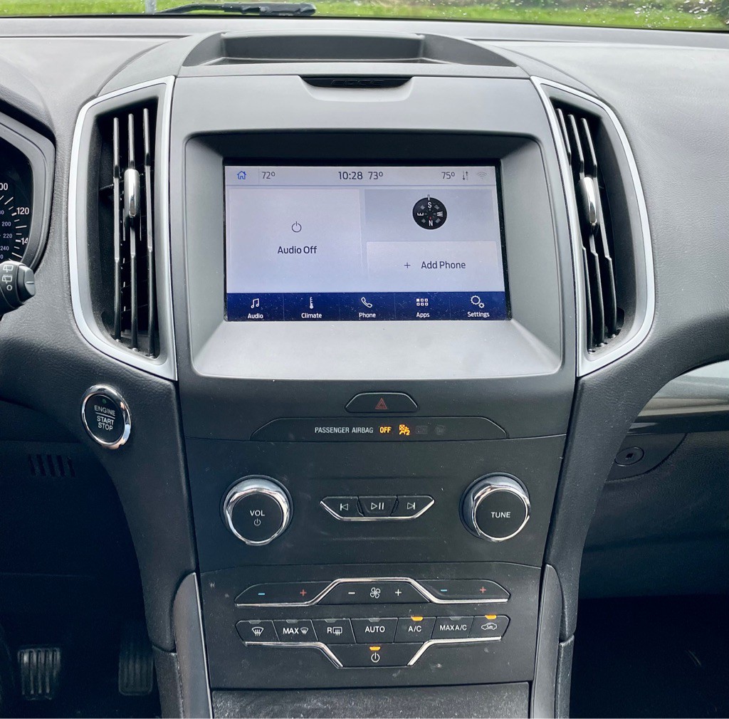 2020 Ford Edge Image 9