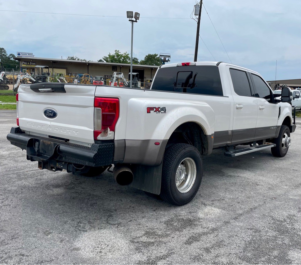 2018 Ford F-350 Image 4