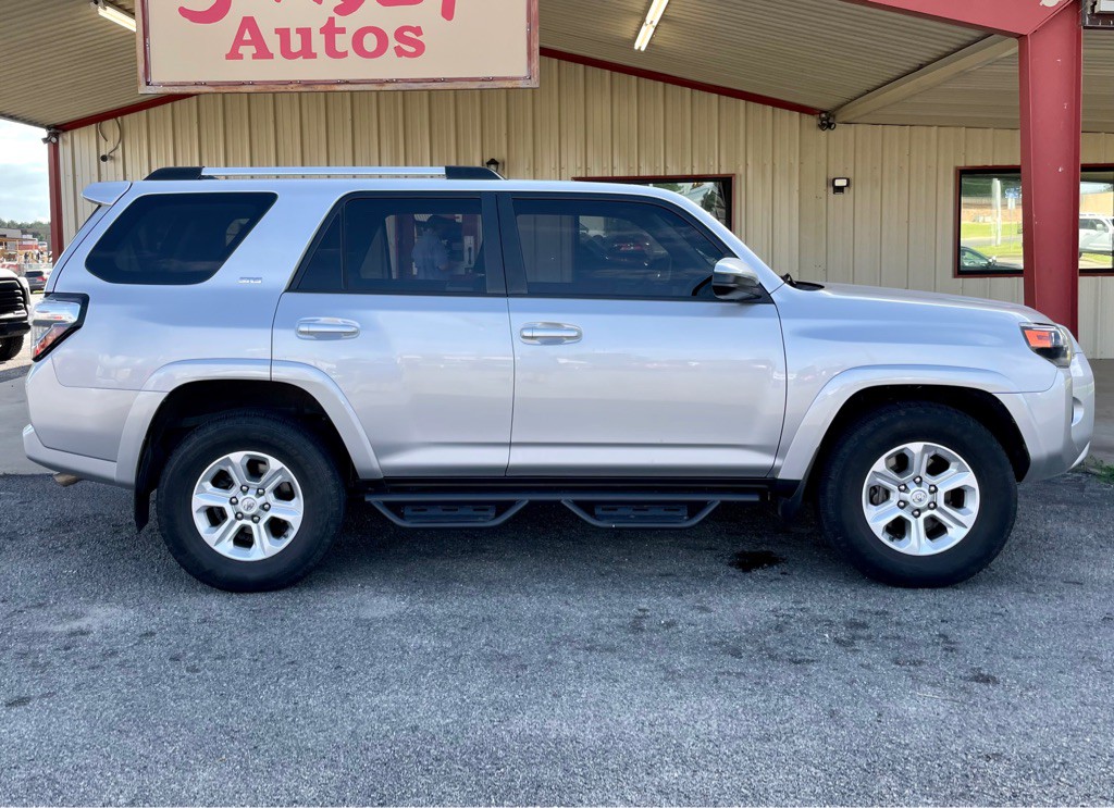 2021 Toyota 4Runner Image 4