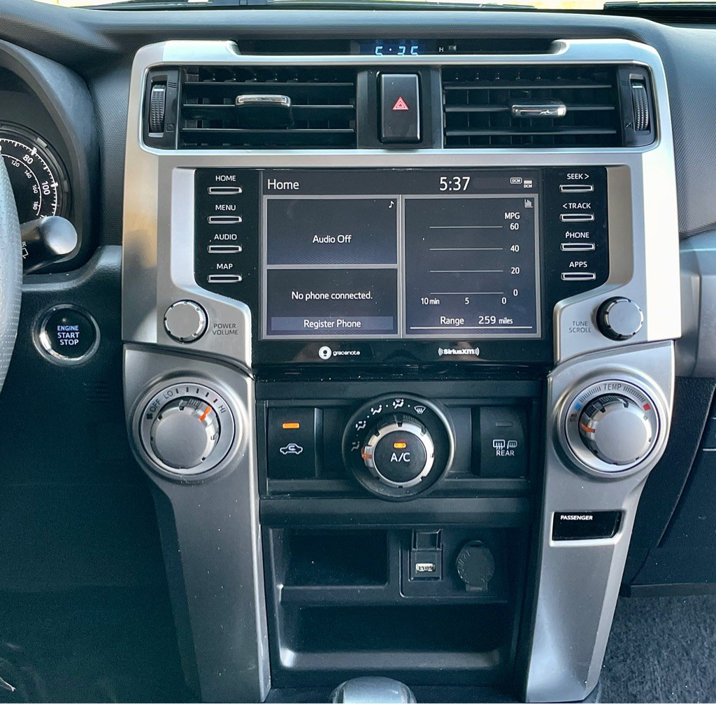 2021 Toyota 4Runner Image 14