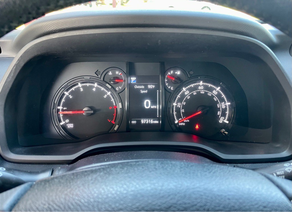 2021 Toyota 4Runner Image 16