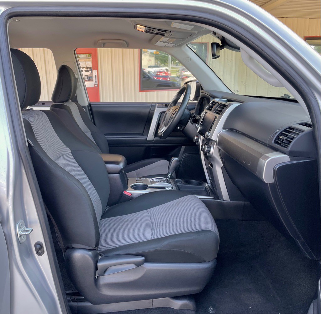 2021 Toyota 4Runner Image 20