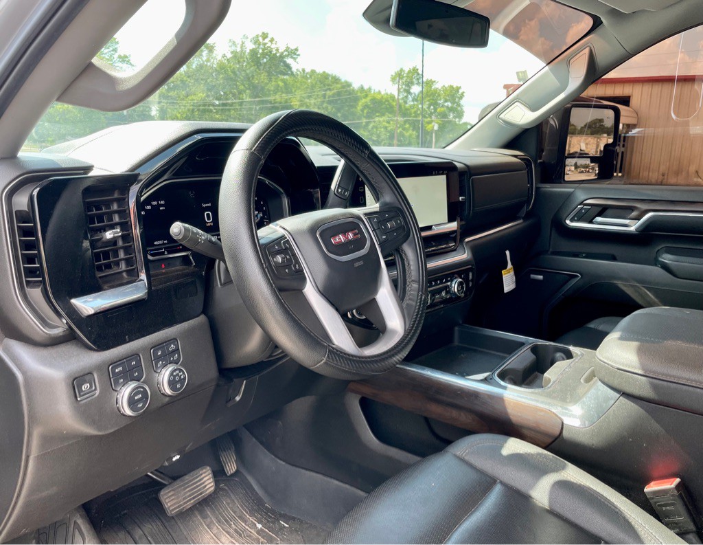 2024 GMC Sierra Image 7