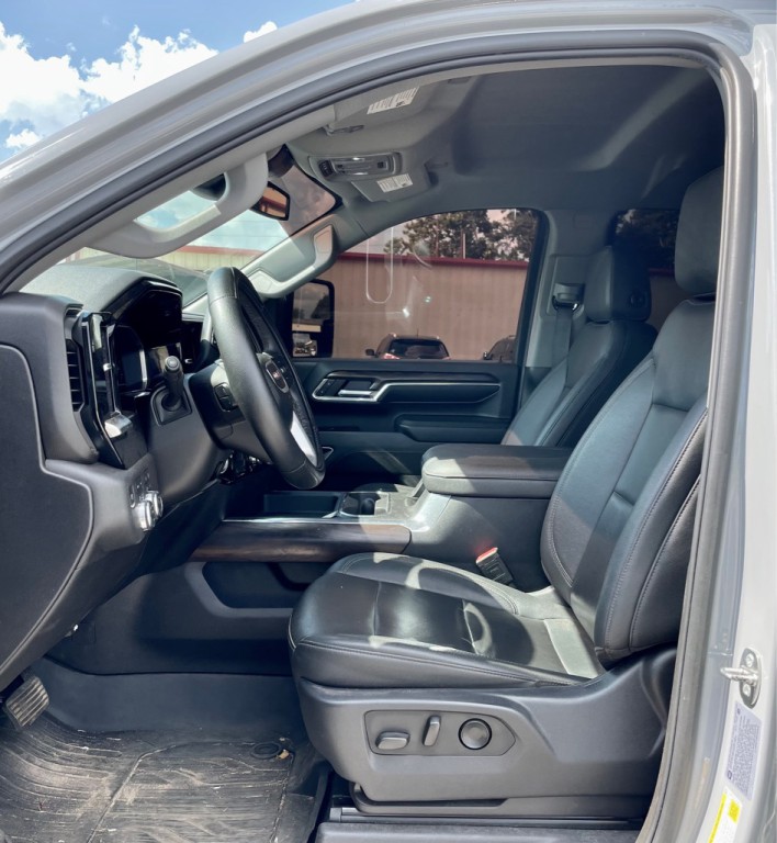 2024 GMC Sierra Image 9