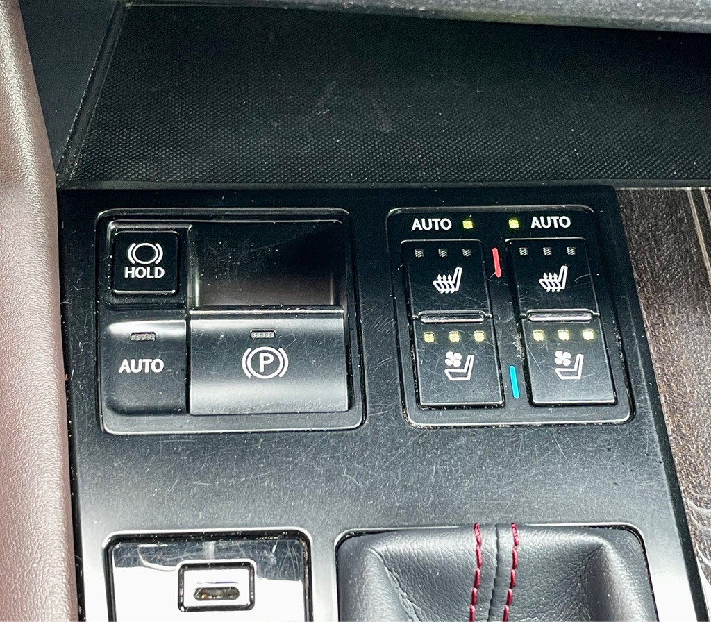 2019 Lexus RX Image 16