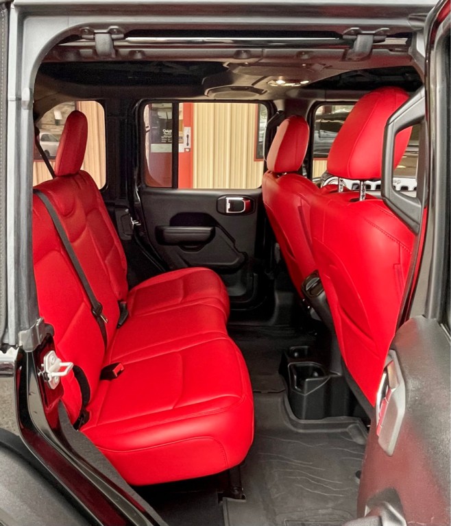 2023 Jeep Wrangler Image 21