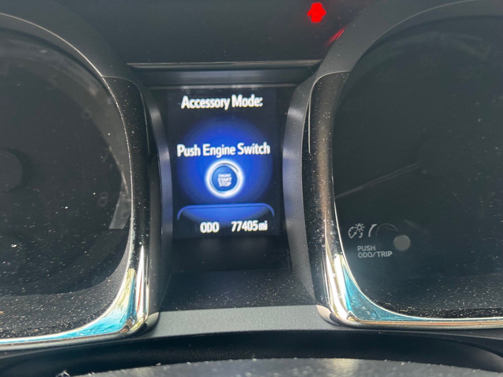 2013 Toyota Avalon Image 9