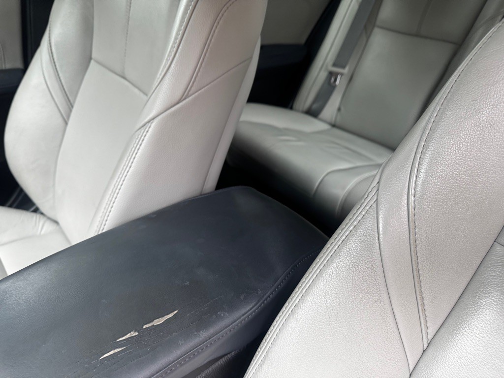 2013 Toyota Avalon Image 15