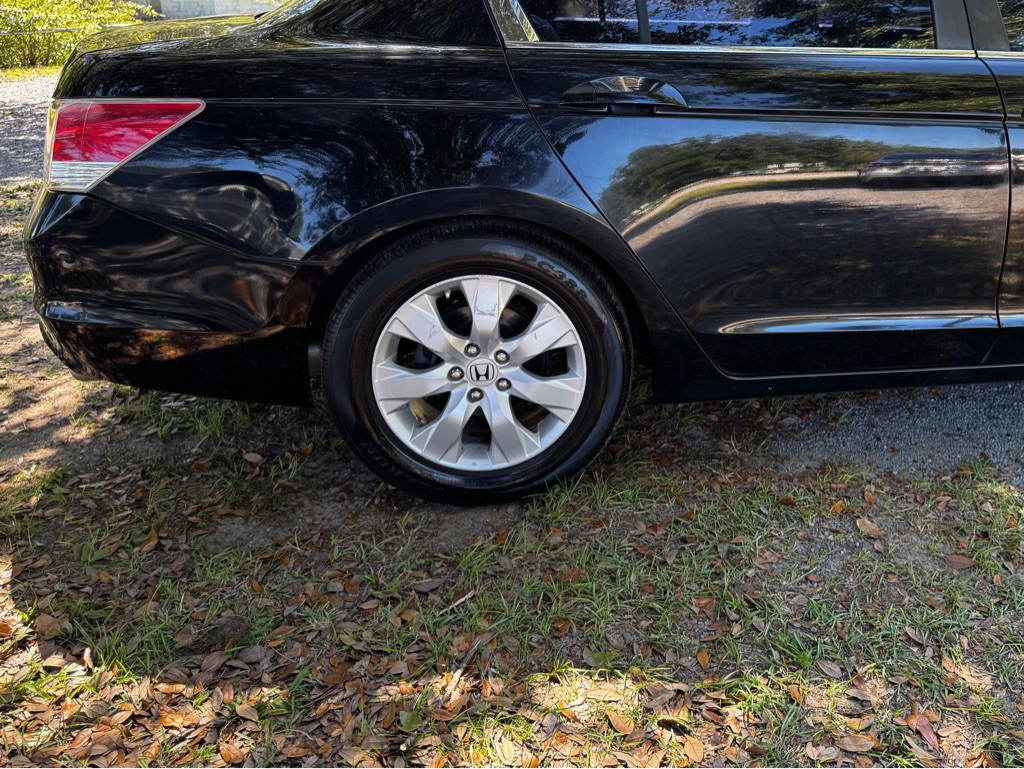 2010 Honda Accord Image 4