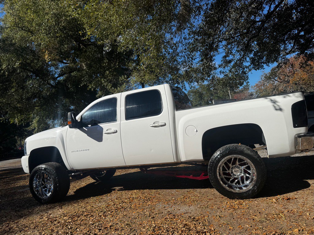 2010 Chevrolet Silverado 1500 Image 4