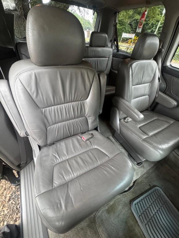 2004 Honda Odyssey Image 10