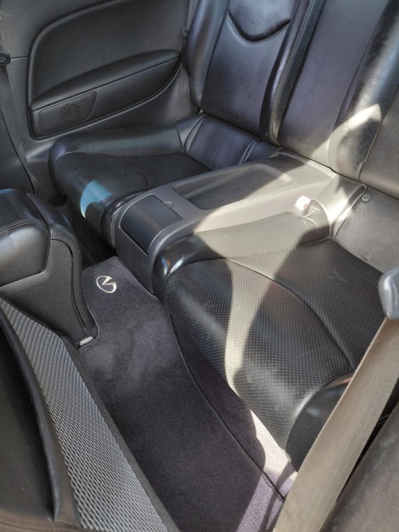 2010 INFINITI G37 Image 7