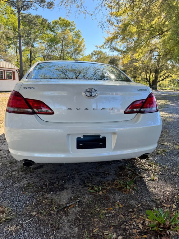 2008 Toyota Avalon Image 3