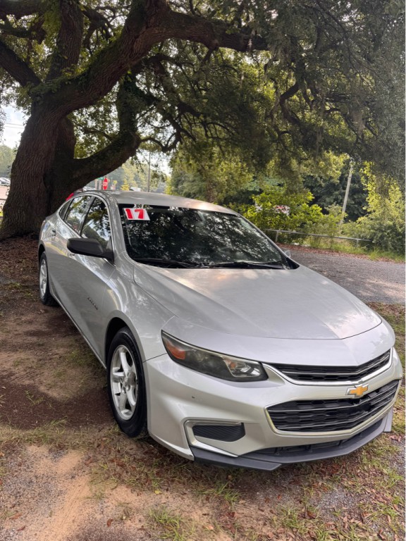 2017 Chevrolet Malibu Image 3