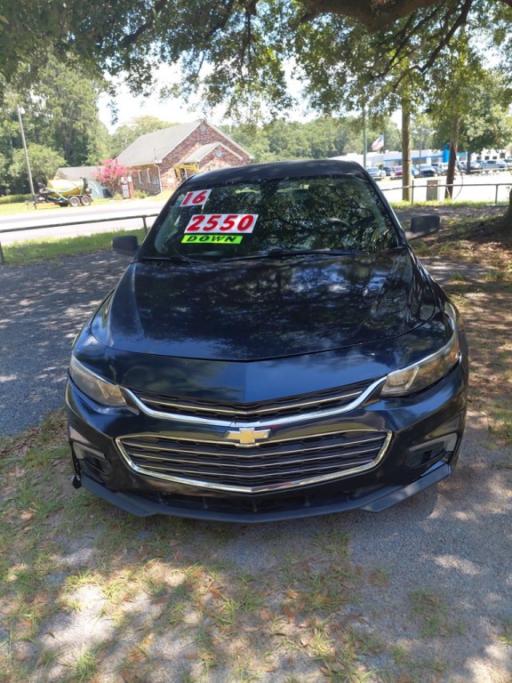 2016 Chevrolet Malibu Image 1