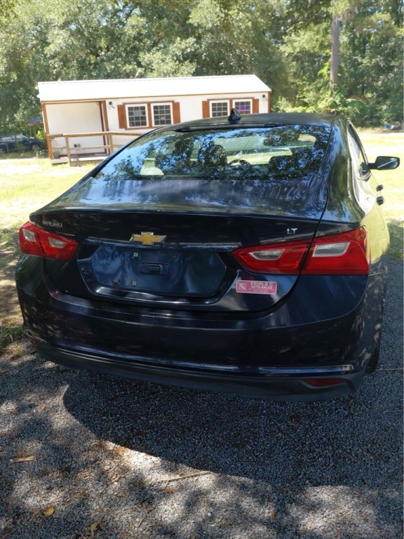 2016 Chevrolet Malibu Image 4
