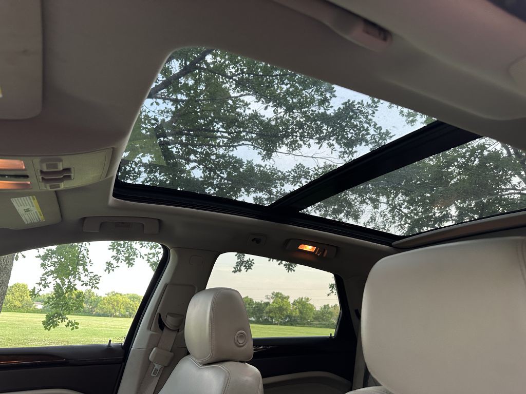 2014 Cadillac SRX Image 12