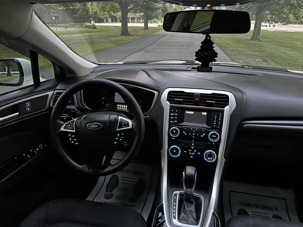 2013 Ford Fusion Image 9