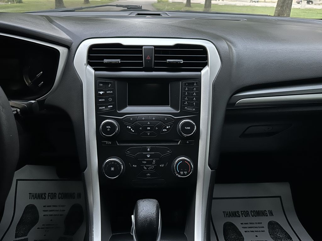 2013 Ford Fusion Image 12