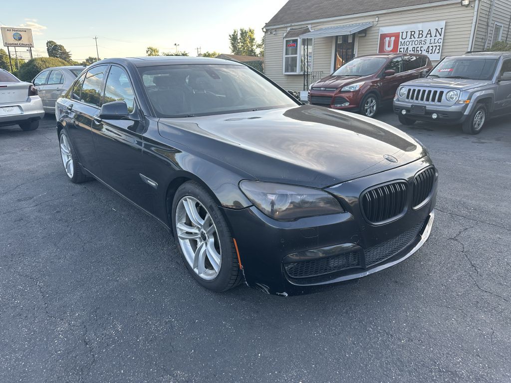 2011 BMW 7 Series Image 4