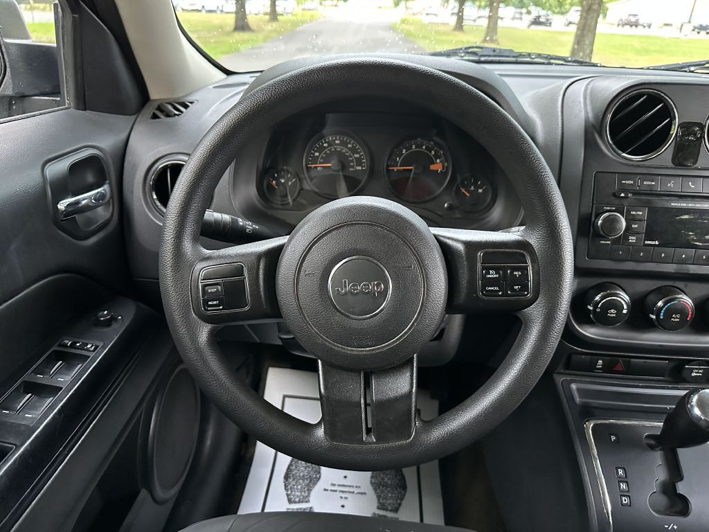 2016 Jeep Patriot Image 12