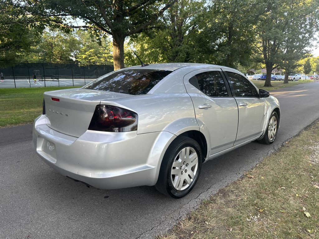 2012 Dodge Avenger Image 4