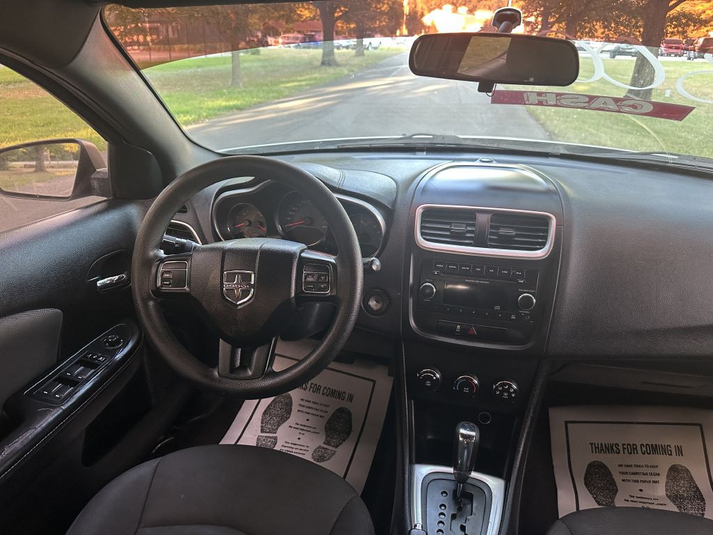 2012 Dodge Avenger Image 9