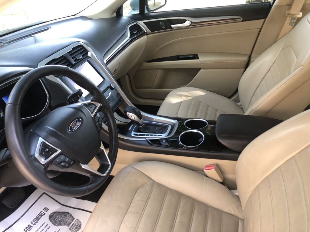 2013 Ford Fusion Image 28