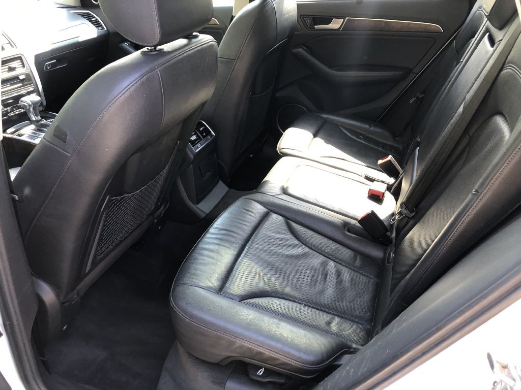2013 Audi Q5 Image 12