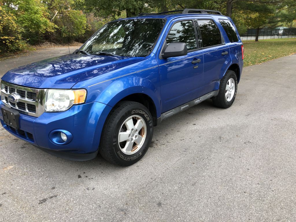 2012 Ford Escape Image 2