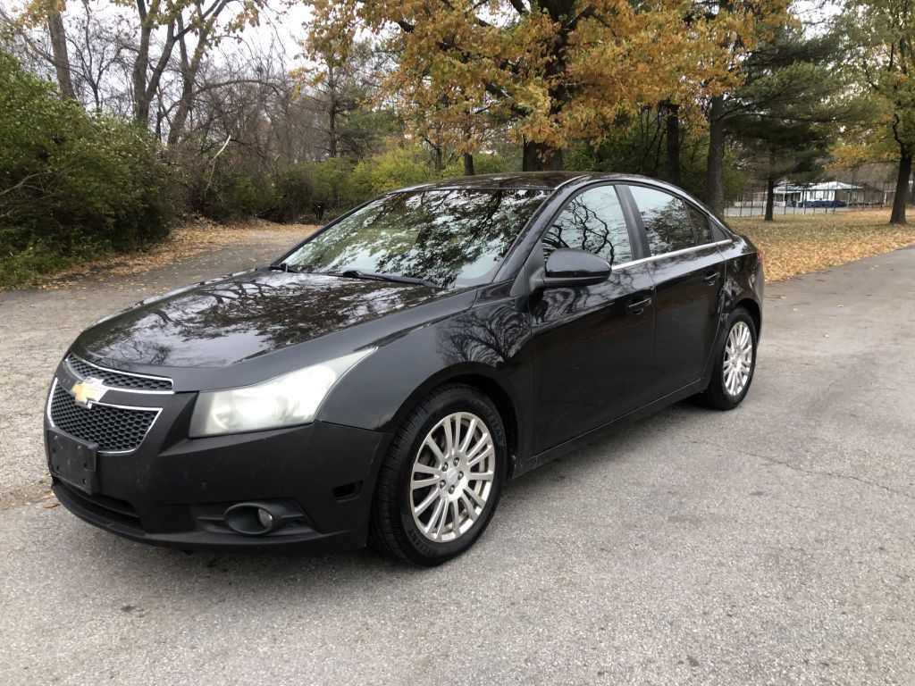 2012 Chevrolet Cruze Image 2