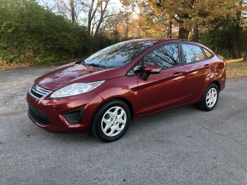 2013 Ford Fiesta Image 22
