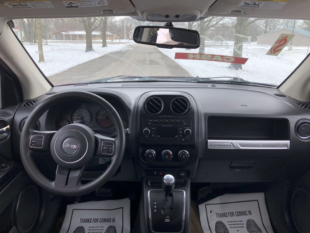 2016 Jeep Compass Image 9