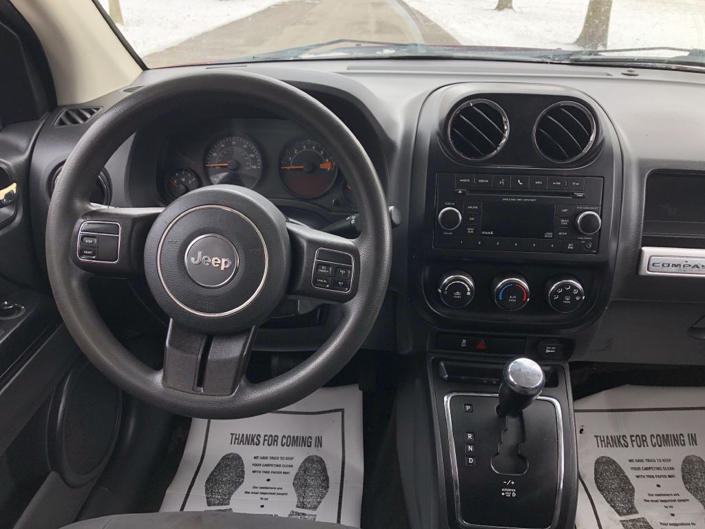 2016 Jeep Compass Image 11