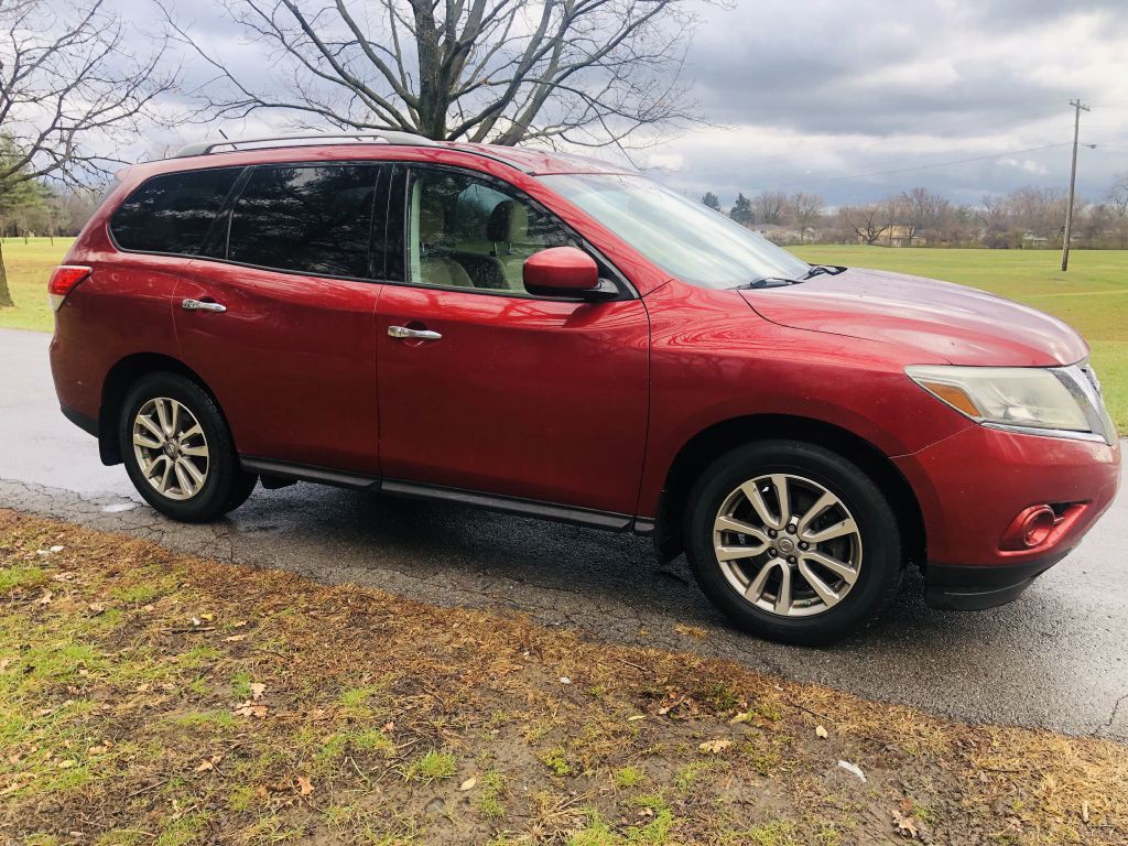 2016 Nissan Pathfinder Image 10