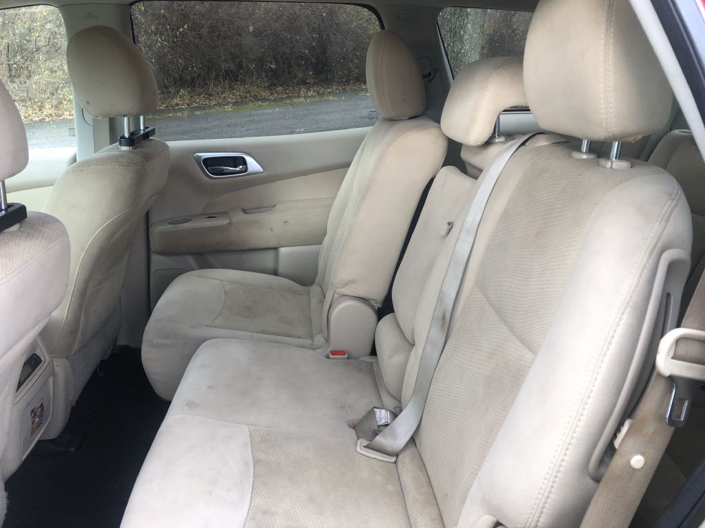 2016 Nissan Pathfinder Image 17