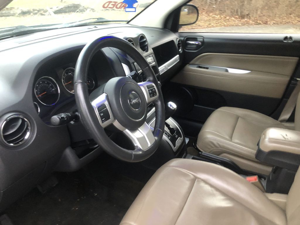 2016 Jeep Compass Image 12