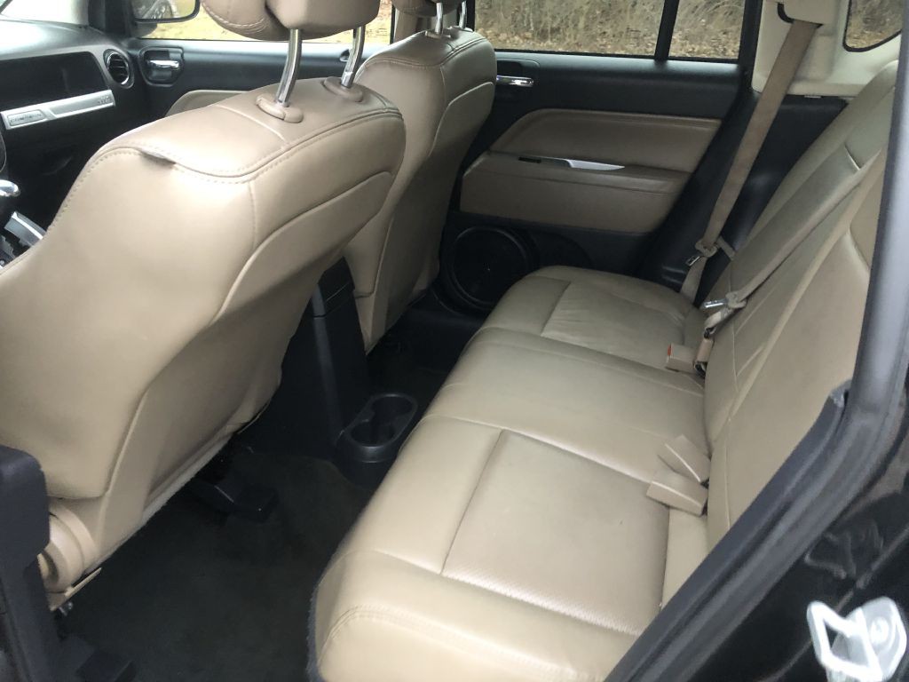 2016 Jeep Compass Image 14