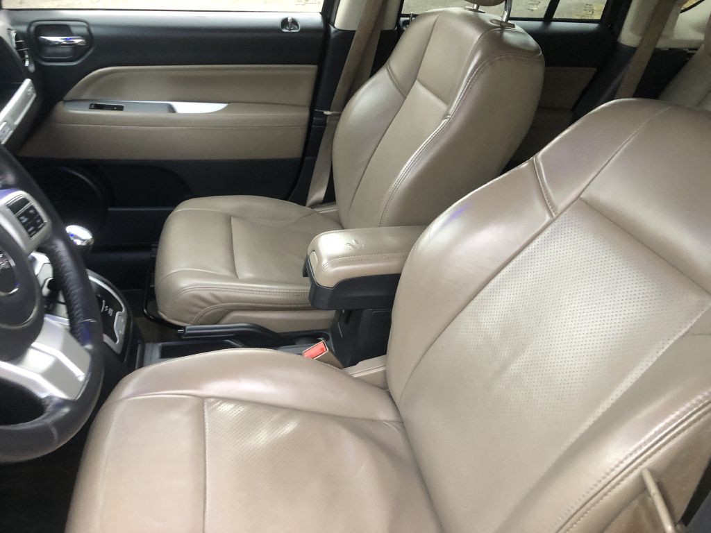 2016 Jeep Compass Image 18