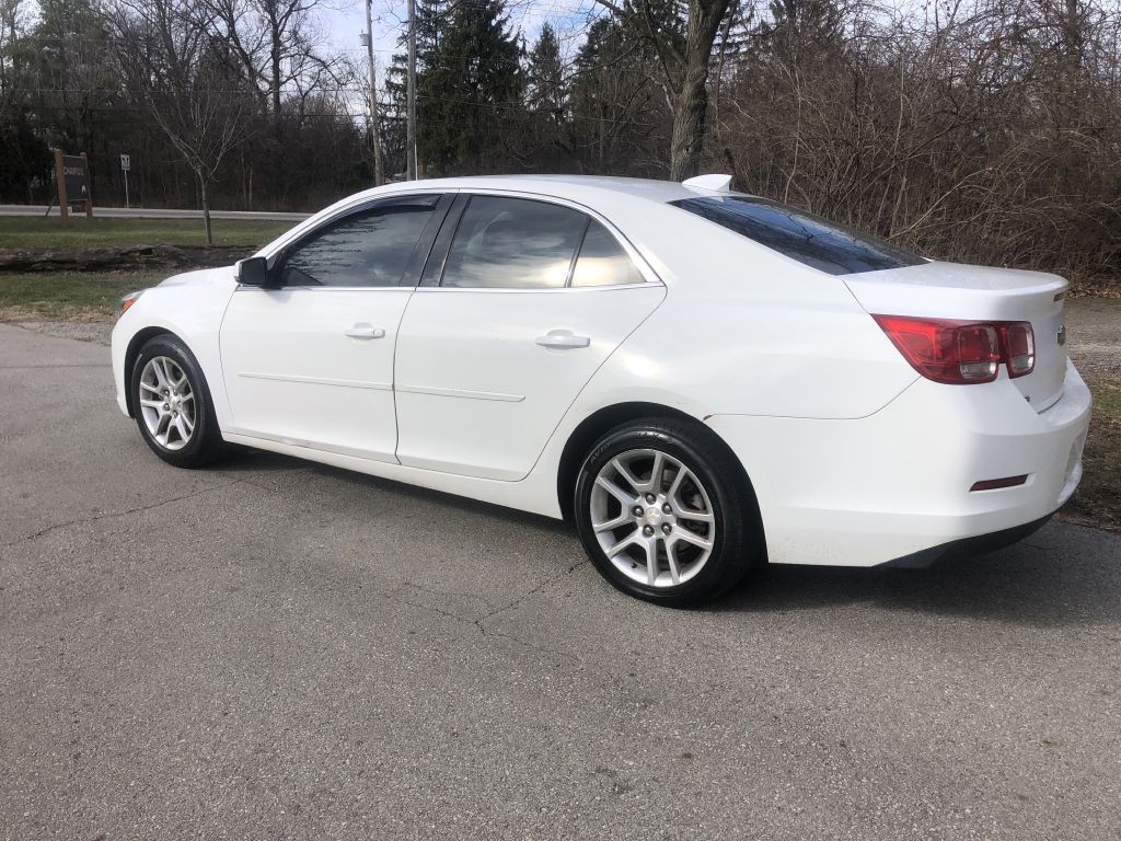 2015 Chevrolet Malibu Image 5