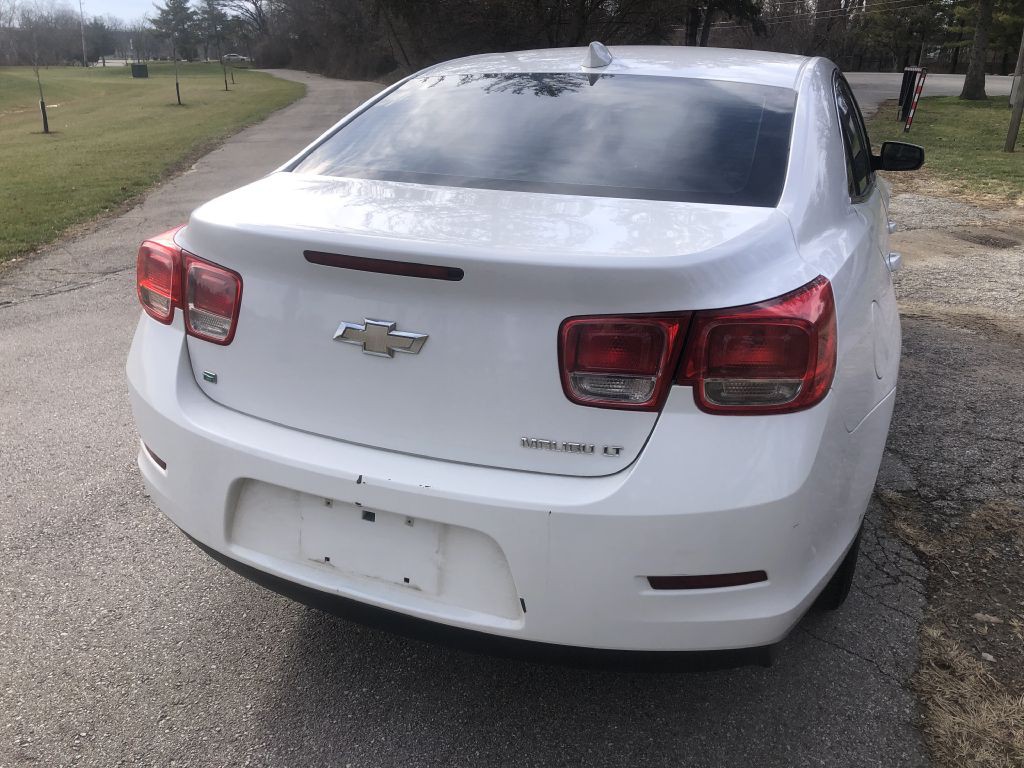 2015 Chevrolet Malibu Image 8