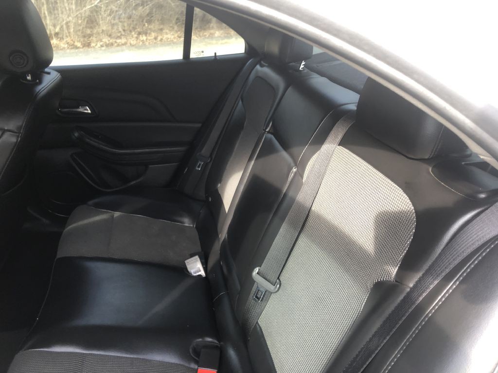 2015 Chevrolet Malibu Image 19