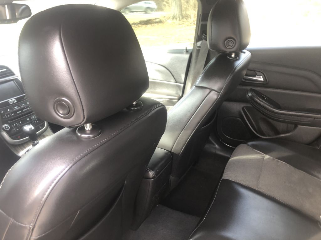 2015 Chevrolet Malibu Image 20