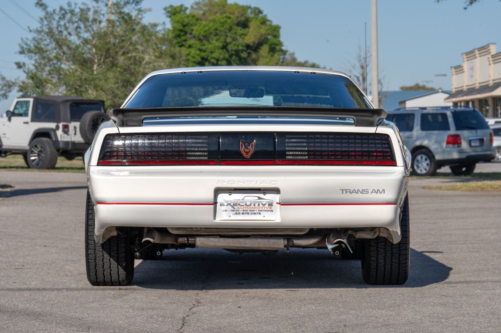 1985 Pontiac Firebird Image 5