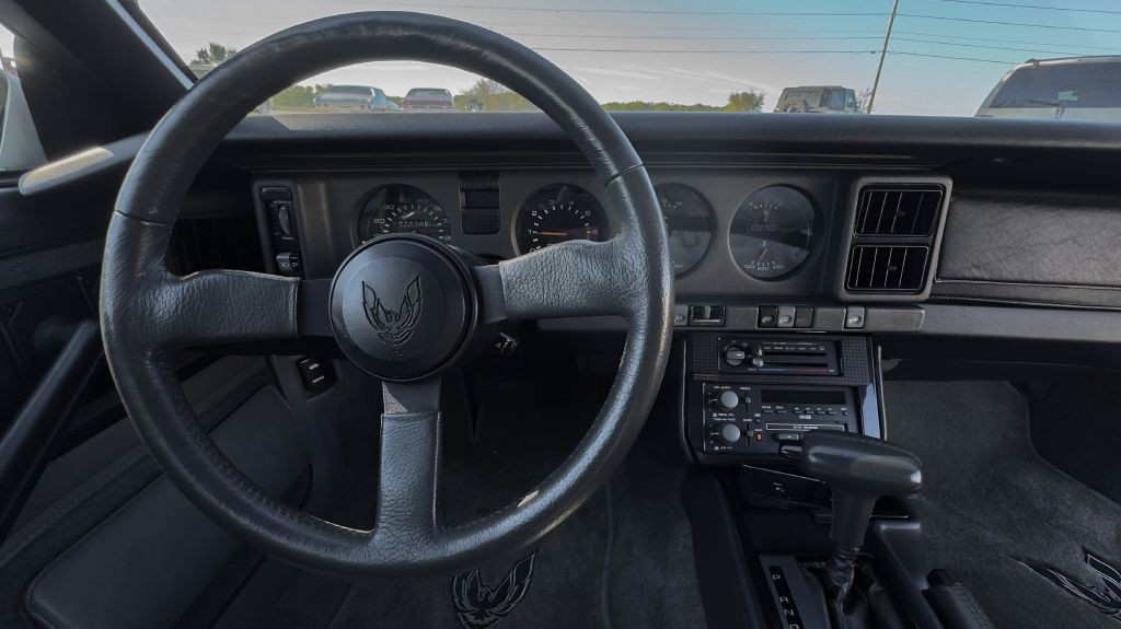 1985 Pontiac Firebird Image 22
